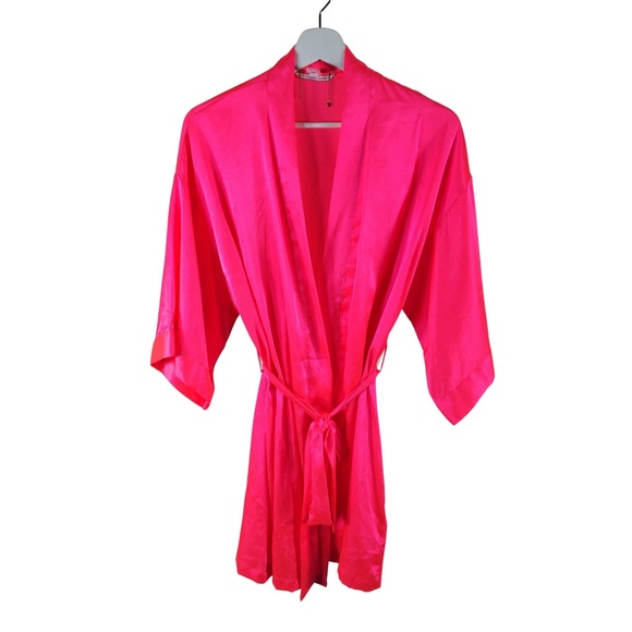 Victoria’s Secret Bright Pink Silky Robe - Picture 15 of 15